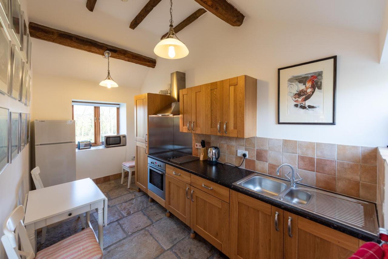 Whitley Coach House Villa Exterior photo