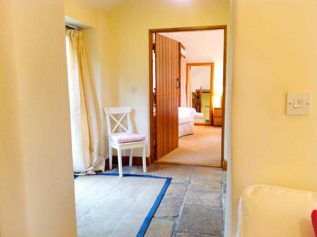 Whitley Coach House Villa Room photo