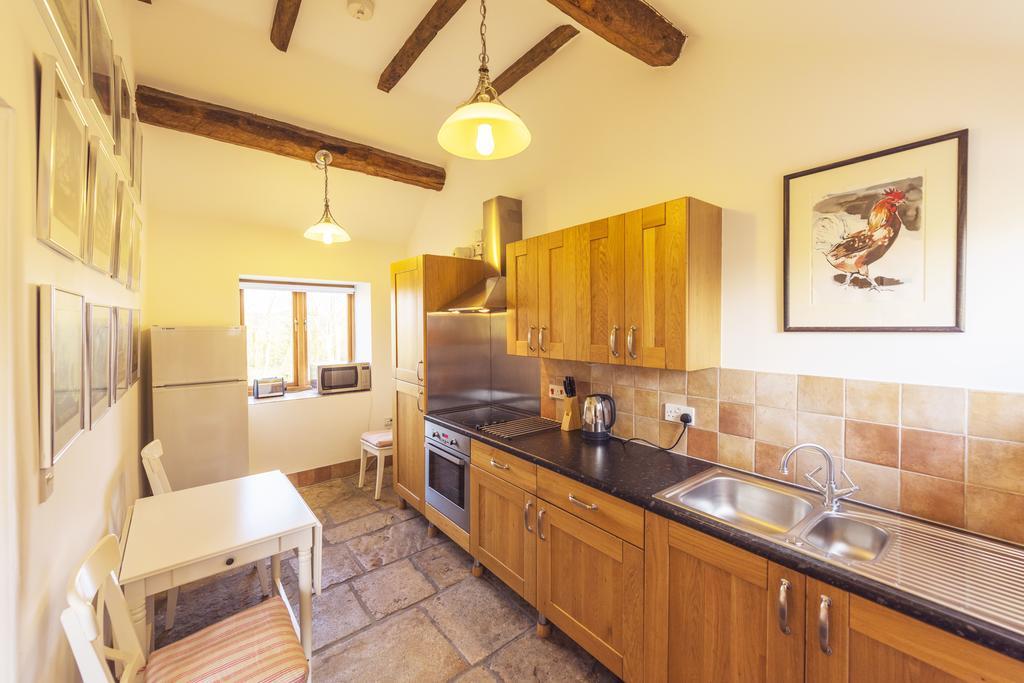 Whitley Coach House Villa Exterior photo