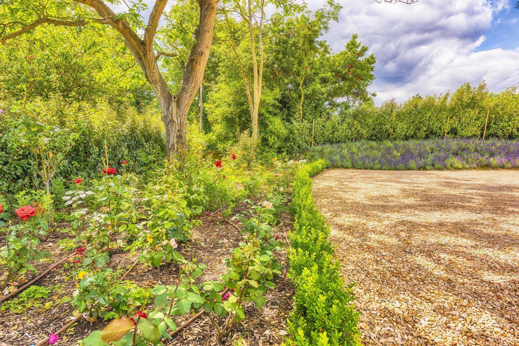 Whitley Coach House Villa Exterior photo